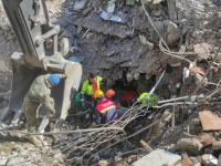 JOŠ JEDNO ČUDO U KAHRAMANMARASU: Žena spašena ispod ruševine zgrade 227 sati nakon zemljotresa