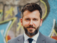 ALBIN ZUHRIĆ, SARKASTIČNO: 'Trojka laže narod, dogovorili su sa Dodikom da on negira genocid, a oni da ga napadnu!'