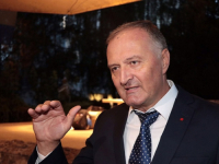KOLIKO KO MOŽE: Ministar Helez pozvao zaposlenike i vojnike u Ministarstvu odbrane i Oružanim snagama da skupljaju novac za pomoć građanima Turske i Sirije