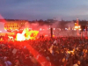 FRANCUSKA U PLAMENU: Snimak sa demonstracija obišao je svijet, pogledajte kako desetine hiljada Francuza ponosno pjeva Marseljezu...