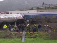 TRODNEVNA ŽALOST U GRČKOJ: Među stradalim najviše studenata i đaka (FOTO)