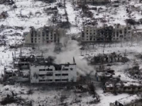 RUSI SRAVNILI SA ZEMLJOM CIJELI GRAD: Pogledajte kako danas izgleda ukrajinska Marinka (VIDEO) 