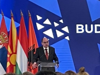 NEČUVENO: Visoki predstavnik Christian Schmidt u Budimpešti uvijedio žrtve genocida u Srebrenici...