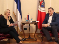 JAVNO PONIŽENJE: Dodik izdiktirao Željki Cvijanović imena novih ambasadora