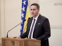 DENIS BEĆIROVIĆ OSUDIO VERBALNE NAPADE NA REISA I PORUČIO: 'Dodik je jedini koji je prijetio opkoljavanjem kasarni Oružanih snaga'