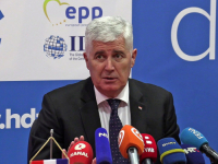 ČOVIĆ PROČITAO IGORA STOJANOVIĆA: 'Mislim da će dati potpis u ponedjeljak!' (VIDEO)
