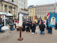 'ZNAM KO FINANSIRA MOLITELJE': UGLEDNA PSIHOLOGINJA TVRDI DA VRIJEĐAJU I MUŠKARCE: 'Poput metastaza se šire kroz naše društvo'