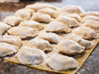 KROMPIR-POLUMJESECI: Malo drugačije tijesto punjeno mozzarellom i parmezanom, a bit će vam potrebno i....