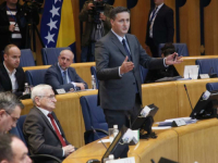 POLITIČARI ĆE OD DANAS PRIMATI UVEĆANE PLATE: Pogledajte kako se Bećirović, kao opozicionar, borio protiv odluke za koju je danas podigao ruku (VIDEO)