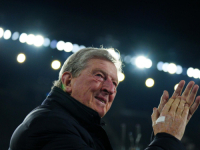 GODINE MU NIŠTA NE MOGU: Legendarni engleski trener preuzeo londonskog premijerligaša