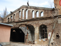 'SB' NA LICU MJESTA: Pet dana od urušavanja zidova stare Centrale, a vlasti ni prstom nisu pomjerile da riješe problem (FOTO)