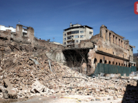 'SB' PATROLA: U toku je uklanjanje ruševine iz centra Sarajeva, apel za sve učesnike u saobraćaju (FOTO)