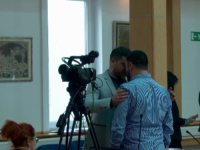 SIJEVNUO ŠAMAR NA SJEDNICI OPĆINSKOG VIJEĆA NOVO SARAJEVO: Pogledajte fizički obračun vijećnika Srđana Srdića i Nedima Salihagića (VIDEO)