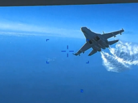 NEVJEROVATNO: SAD objavio snimku udara ruskog aviona u američki dron (VIDEO)