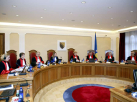 U PRIPREMI JE DVODNEVNA SJEDNICA: O Schmidtovim amandmanima na Ustav FBiH i Izborni zakon, Ustavni sud BiH će...