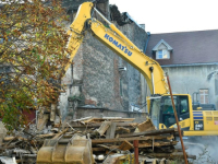 NEVJEROVATAN SLUČAJ U SUSJEDSTVU: Čovjek otišao doktoru, vratio se kući i shvatio da mu je neko zabunom srušio kuću