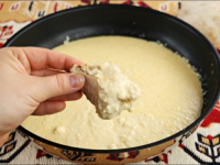 RAMAZANSKA TRADICIJA I IFTARSKA SOFRA: Ali, napravite topu i ako ne postite, u tavu možete staviti baš sve...