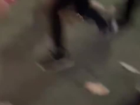 STRAVIČNO NASILJE ISPRED NOĆNOG KLUBA: Divljački su se čupale i mlatile, a onda se u sve upetljao izbacivač (VIDEO)