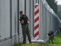 BIT ĆE POSTAVLJENO VIŠE HILJADA KAMERA: Poljska počela s gradnjom elektronske ograde duž granice s Rusijom