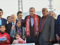 KAO ŠTO JE RANIJE NAJAVIO: Erdogan predao ključeve obnovljenih kuća koje su razorene u zemljotresu