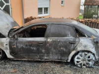 NOVE TENZIJE NA KOSOVU: Zapaljeno više automobila sa RKS tablicama