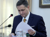 SAOPĆENJE DENISA BEĆIROVIĆA: 'Odlukom kojom se deblokira imenovanje Vlade FBiH Schmidt nije uspostavio jednake standarde u bh. entitetu FBiH'