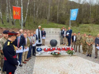 POSEBNE EMOCIJE I NAKON SKORO 30 GODINA: U Jabuci kod Goražda otkriven spomenik poginulim britanskim vojnicima iz sastava UNPROFOR-a