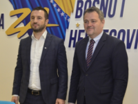 EFENDIĆ I OGREŠEVIĆ NAPISALI 'ZAKLJUČAK': NES i SBiH predložili usvajanje amandmana na Ustav FBiH kao rješenja...