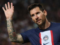 ZARAĐIVAO BI DVOSTRUKO VIŠE OD RONALDA: Messiju ponuđena najveća plata u historiji nogometa?