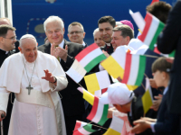 PAPA FRANJO U TRODNEVNOJ POSJETI MAĐARSKOJ: Poručio da dolazi 'kao hodočasnik, prijatelj i brat svima', poznato s kim će se sastati