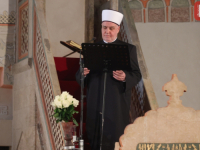 BAJRAMSKA HUTBA REISA KAVAZOVIĆA: 'Neka nam niko ne dira u našu domovinu i neka ne iskušavaju našu odlučnost…'