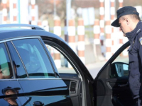 POKUŠALA UĆI U EU: Državljanki BiH odbijen ulazak u Hrvatsku, prilikom pregleda putne isprave...