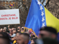 MASOVNE DEMONSTRACIJE PRED OHR-om: Građani imaju poruke za visokog predstavnika Christiana Schmidta...