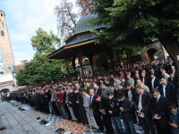 ISLAMSKA ZAJEDNICA BiH OBJAVILA INFORMACIJU: Poznato u koliko sati će se klanjati Bajram-namaz u Sarajevu