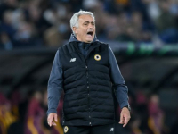 DA LI JE MOGUĆE DA ĆE JOSE MOURINHO ODBITI OVAJ POZIV: Dobio na stolu najveći trenerski ugovor u historiji fudbala