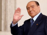 SILVIO BERLUSCONI NAPUSTIO INTENZIVNU NJEGU: Ipak ostaje u bolnici