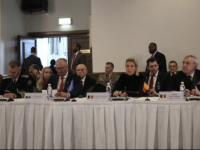 ZUKAN HELEZ U AMERIČKOJ VOJNOJ BAZI RAMSTEIN S MINISTRIMA ODBRANE ZEMALJA NATO-a: Razgovarano o vojnoj pomoći Ukrajini, ali i o radu Schmidta