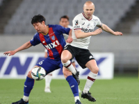 ANDRES INIESTA NI U 40. GODINI NE MISLI STATI: U Japanu je već pet godina i sada traži novi klub