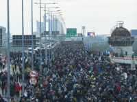 A GDJE JE VUČIĆ; NAD BEOGRADOM PADA MRAK, ALI OVAJ SKUP SE NEĆE TAKO BRZO ZAVRŠITI: Ovo je velika...