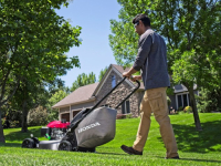 ONI NISU CIJENJENI SAMO U AUTOMOTU SVIJETU: Honda u bitnom segmentu ukida benzince