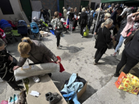 HUMANITARNI BAZAR POMOZI.BA: Simbolične cijene i pregršt zanimljivih stvari