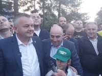 NOVI GRADONAČELNIK ŽIVINICA BEGAN MUHIĆ: 'Pobjedu poklanjam rahmetli Samiru Kamenjakoviću' (VIDEO)