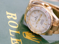 NIJEMCI ZATRAŽILI POMOĆ OD SVOJIH KOLEGA IZ BiH: Ukrala sat od 10.000 eura na aerodromu, pa odletjela za Tuzlu