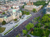 KAD SVE STANE: 'Sa Vučićem se inače može razgovarati samo o njegovoj ostavci. Tu pregovori sa njim počinju i završavaju se. No, da li je takav zahtev pretjeran?'