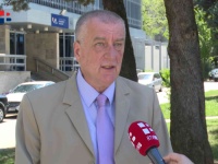 OVO JE SUPRUG SANJE VLAISAVLJEVIĆ: On misli da je multikulturalizam propao i da se Hrvati, Srbi i Bošnjaci trebaju razvijati kao zasebne nacije (VIDEO)
