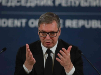 VUČIĆ SE PLAŠI GRAĐANSKOG BUNTA: 'Proteste traže oni koji od nas traže da odmah pustimo masovnog ubicu!' 