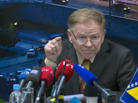 PROFESOR IVO KOMŠIĆ OTVORENO: 'SDA i DF se kriju iza 'građanskog', a udaljavaju nas od EU'