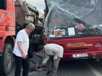 SAOBRAĆAJNA NESREĆA NA KOSOVU: Povrijeđeno 30 ljudi, u sudaru učestvovao i autobus koji je vozio djecu sa ekskurzije