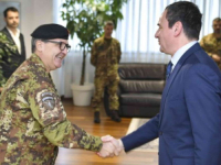 KURTI NA SASTANKU SA KOMANDANTOM KFOR-a: 'Gradonačelnici će služiti svim građanima bez razlike ili diskriminacije!'