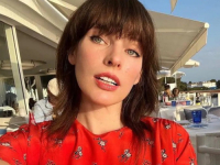 KOSA RASTE, PA SE SKRATI: Glumica Milla Jovovich sve iznenadila novom frizurom (FOTO)